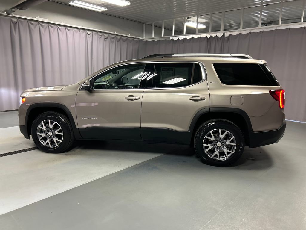 2023 Gmc Acadia SLT photo 2