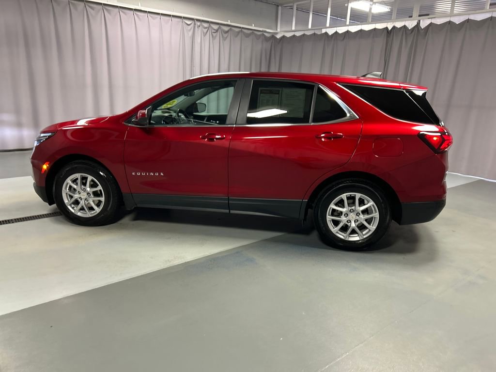 2024 Chevrolet Equinox LT photo 4