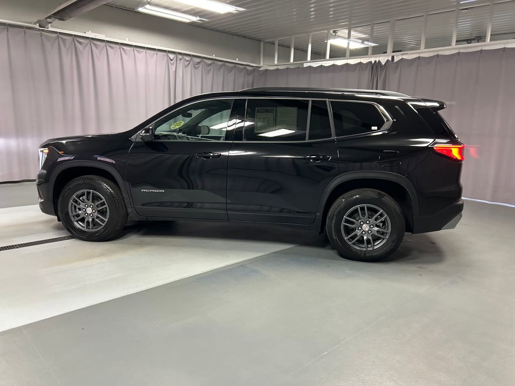 2025 Gmc Acadia Elevation photo 2