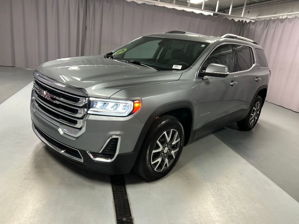 2023 Gmc Acadia SLE photo 2