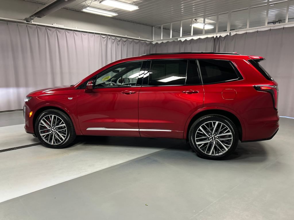 2024 Cadillac XT6 Sport photo 4