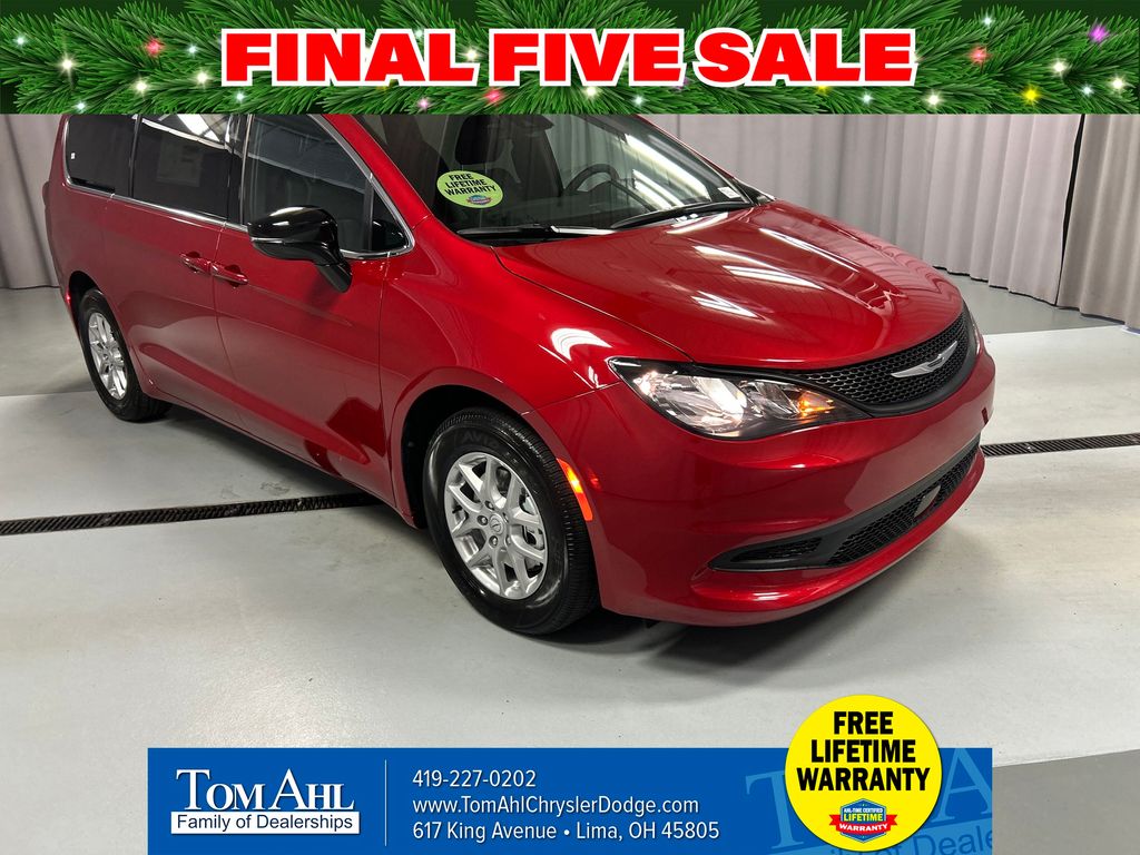 2026 Chrysler Voyager LX's photo