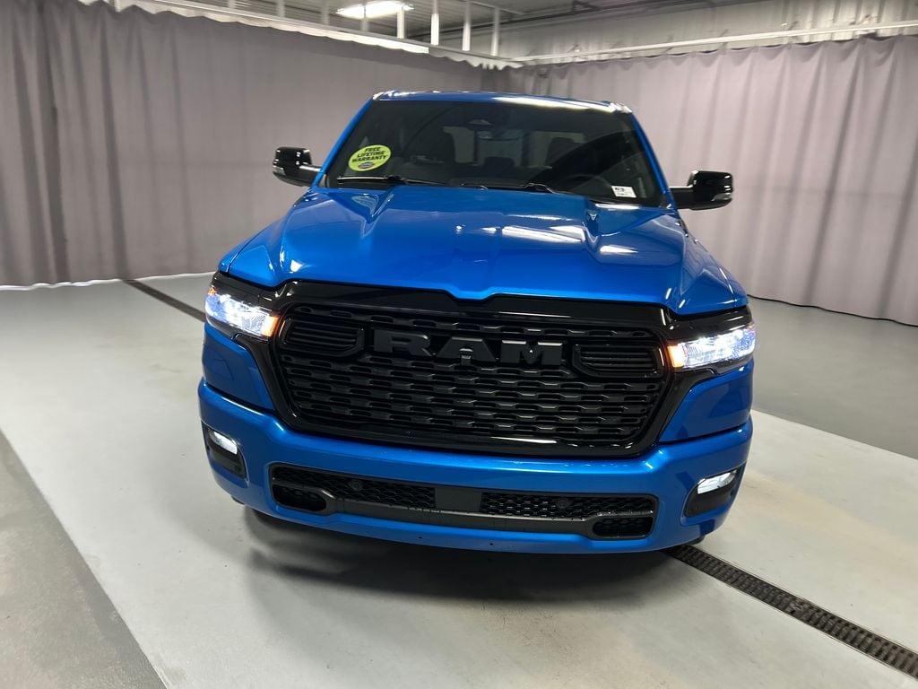 New 2026 Ram 1500 BIG HORN CREW CAB 4X4 5'7 BOX Pickup