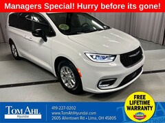 2025 Chrysler Pacifica SELECT Passenger Van