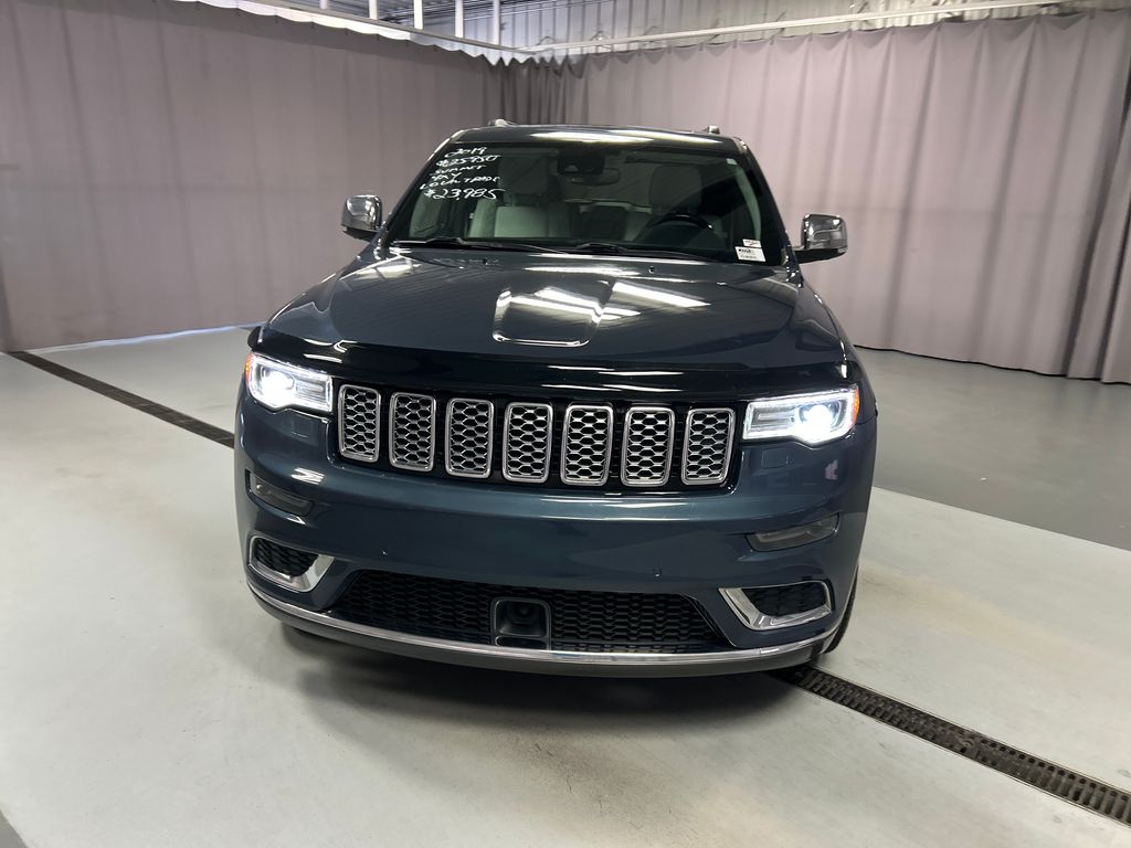 2019 Jeep Grand Cherokee Summit photo 2