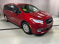 2026 Chrysler Pacifica SELECT Passenger Van