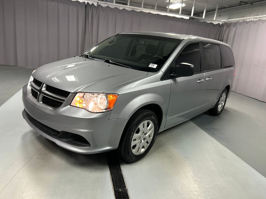 2018 Dodge Grand Caravan SE photo 3