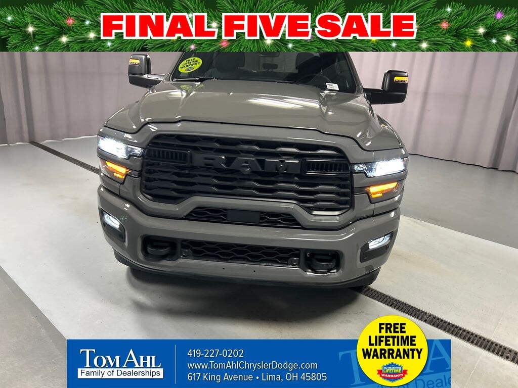 New 2026 Ram 2500 BIG HORN CREW CAB 4X4 8' BOX Pickup