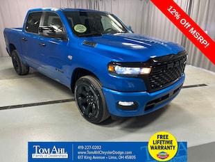 2026 Ram 1500 BIG HORN CREW CAB 4X4 5'7 BOX Pickup C23142