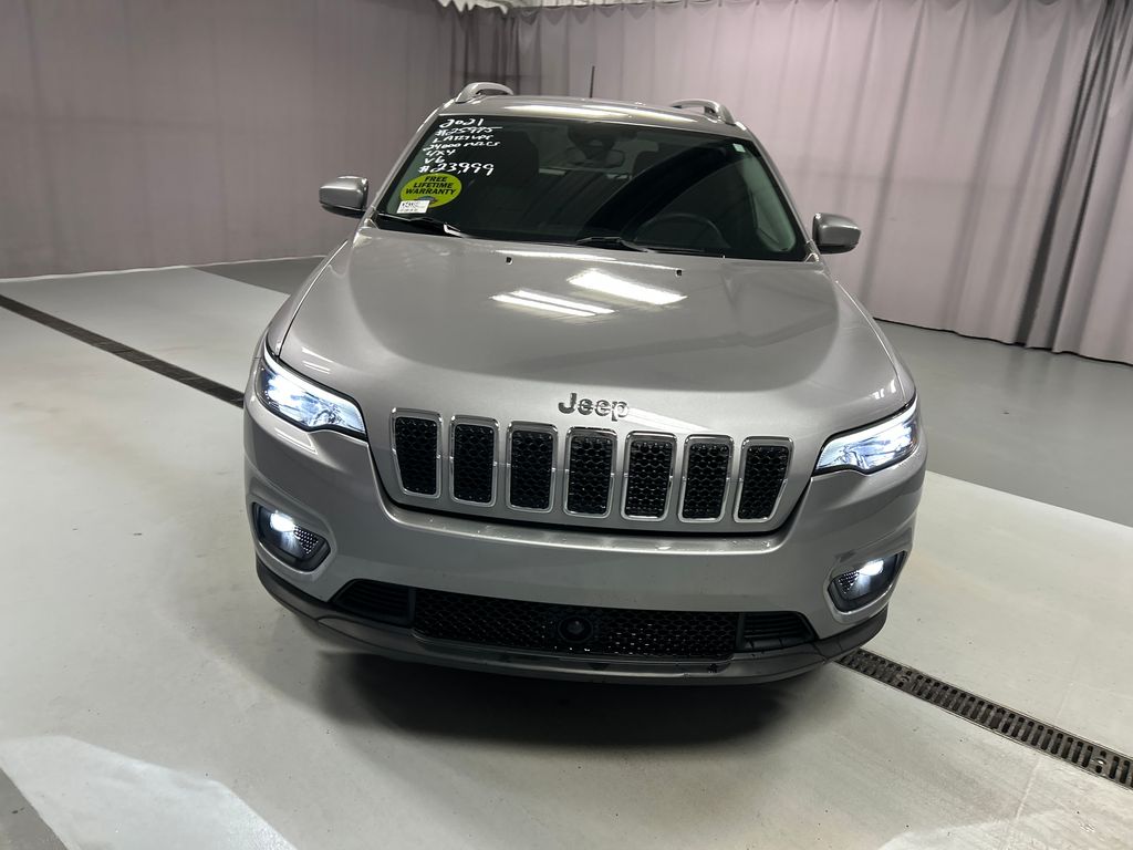 2021 Jeep Cherokee Latitude Lux photo 2