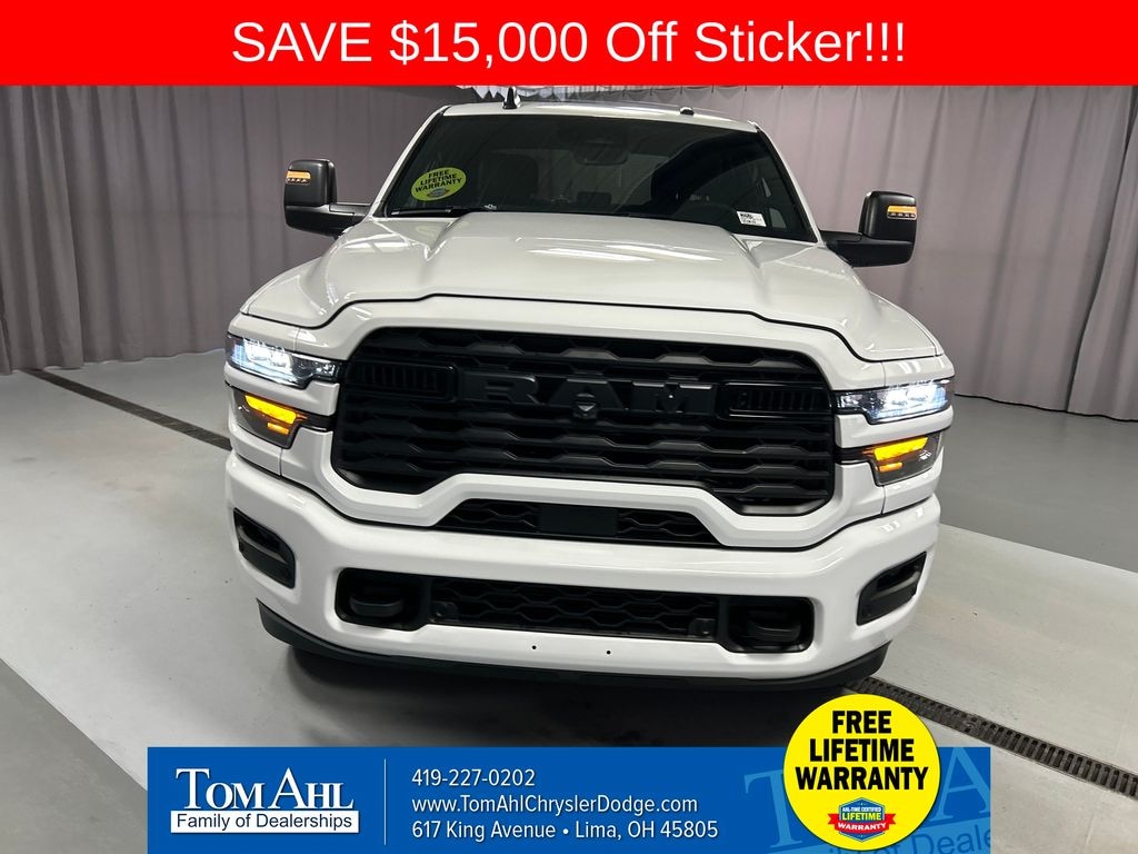 New 2025 Ram 2500 BIG HORN CREW CAB 4X4 8' BOX Pickup