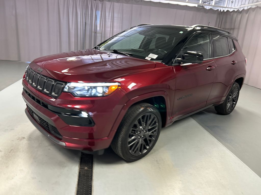 2022 Jeep Compass Limited photo 2