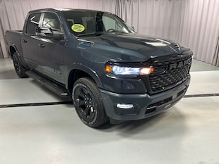 2025 Ram 1500 BIG HORN CREW CAB 4X4 5'7 BOX Pickup C22200