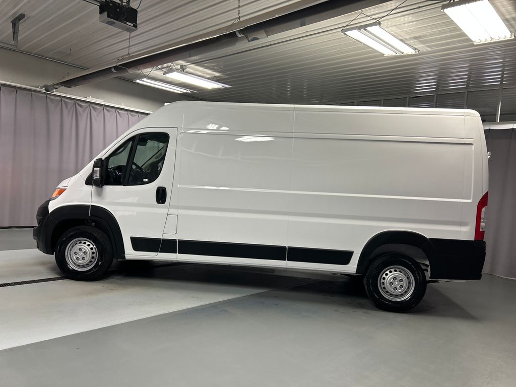 2025 Ram ProMaster 2500 Cargo Van photo 2