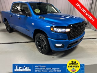 2026 Ram 1500 BIG HORN CREW CAB 4X4 5'7 BOX Pickup C23153
