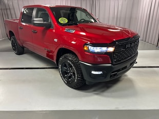 2026 Ram 1500 WARLOCK CREW CAB 4X4 5'7 BOX Pickup C23258