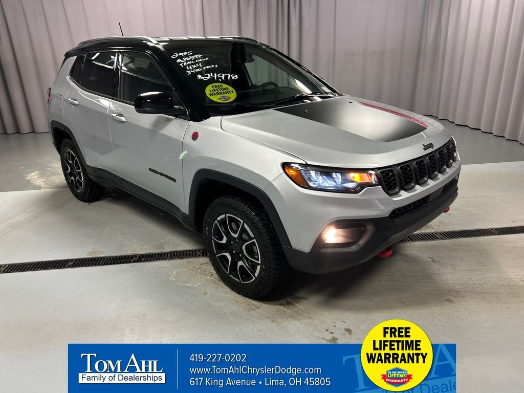 Used 2025 Jeep Compass Trailhawk SUV