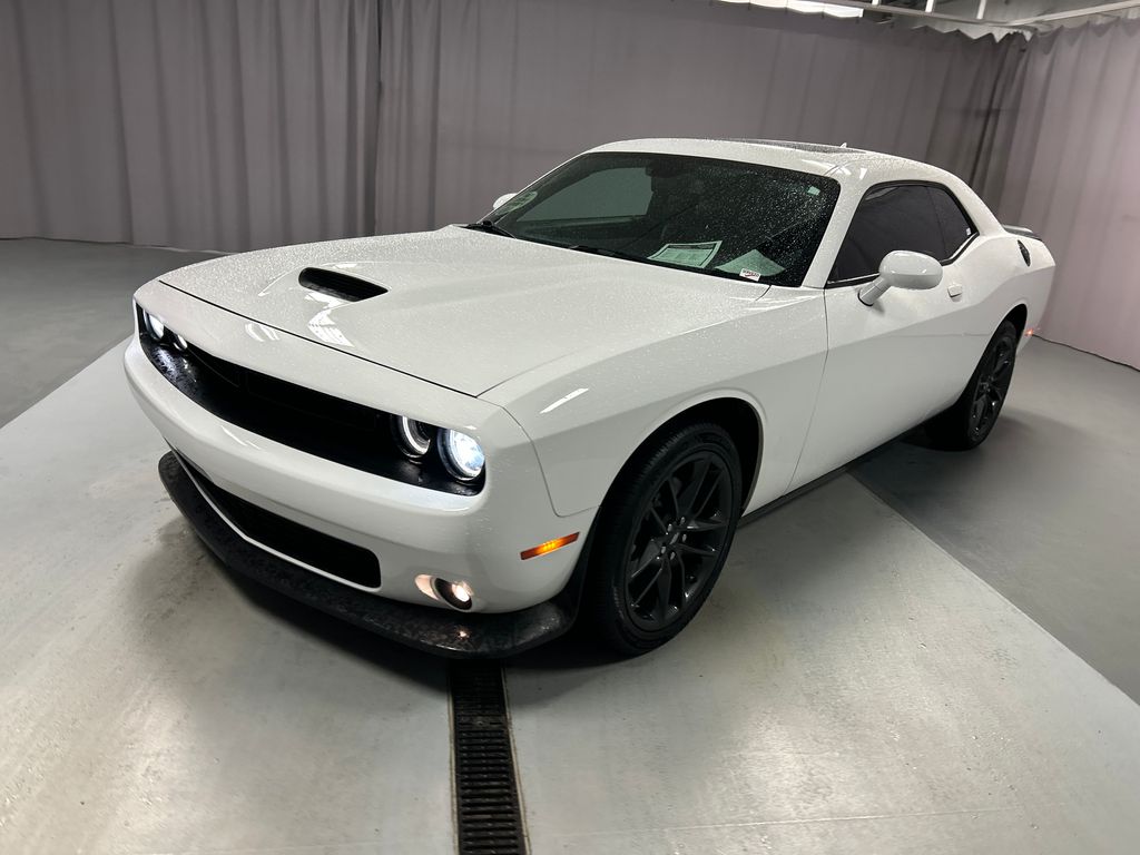 2021 Dodge Challenger GT photo 3