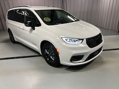 2025 Chrysler Pacifica SELECT Passenger Van