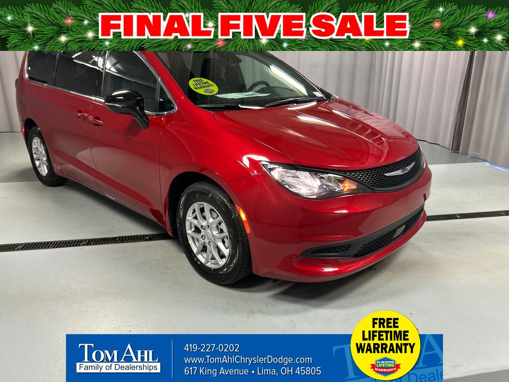 2026 Chrysler Voyager LX's photo