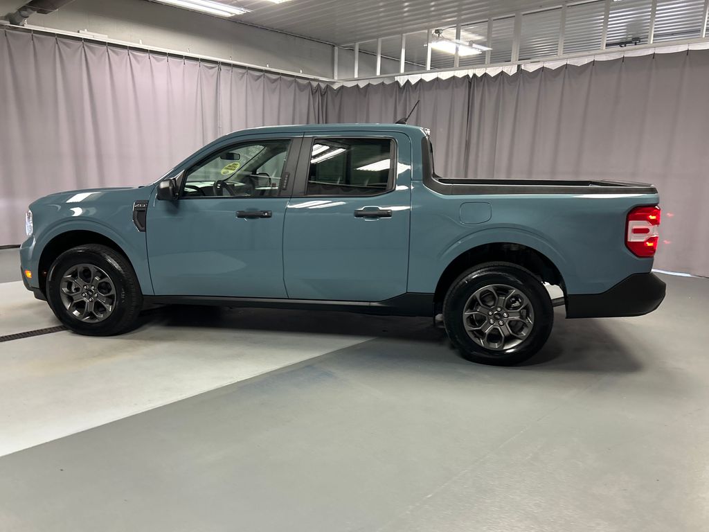 2023 Ford Maverick XLT Lariat photo 3