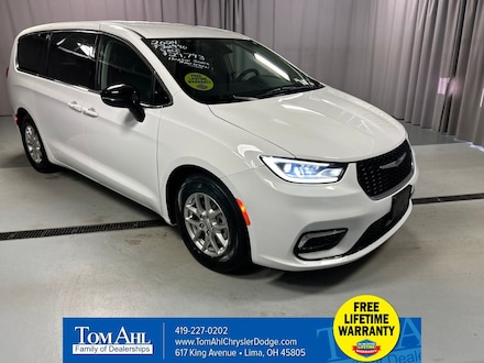 2024 Chrysler Pacifica Touring L Van Passenger Van