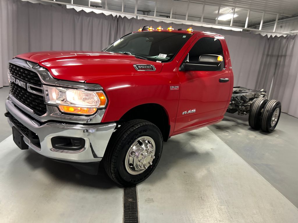 2022 Ram 3500 Tradesman SLT photo 3