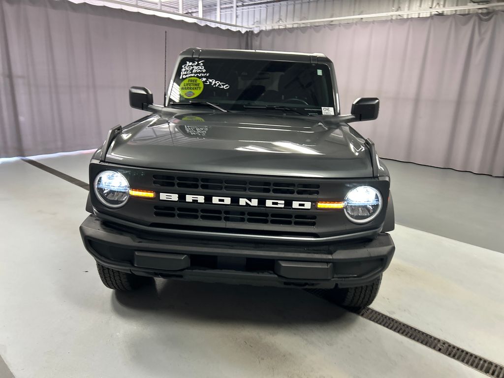 2025 Ford Bronco Big Bend photo 2