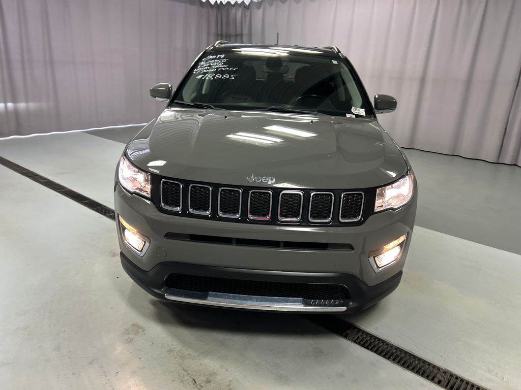 2019 Jeep Compass Limited photo 2