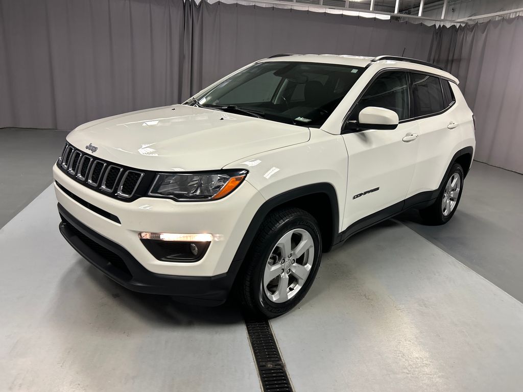 2021 Jeep Compass Latitude photo 2