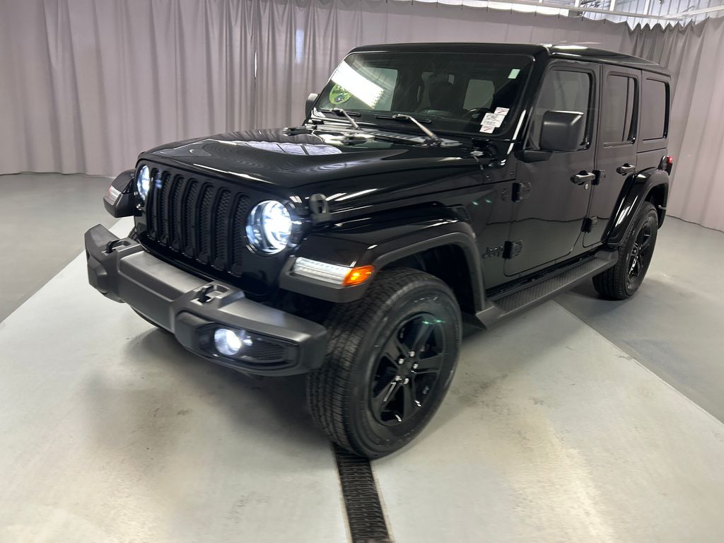 2021 Jeep Wrangler Unlimited Sahara photo 3