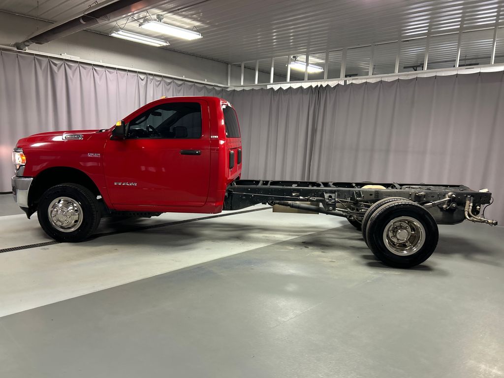 2022 Ram 3500 Tradesman SLT photo 4