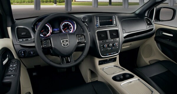 2017 Dodge Grand Caravan dashboard