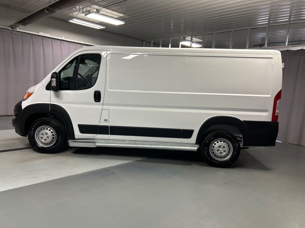 2025 Ram ProMaster 2500 Base Cargo Van photo 4