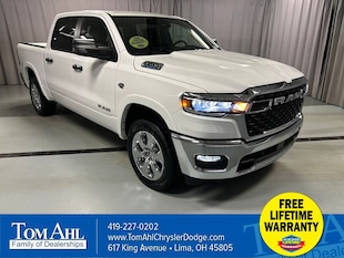 2026 Ram 1500 BIG HORN CREW CAB 4X4 5'7 BOX Pickup C23156