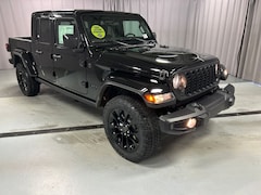 2025 Jeep Gladiator NIGHTHAWK 4X4 Pickup