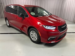 2026 Chrysler Pacifica SELECT Passenger Van