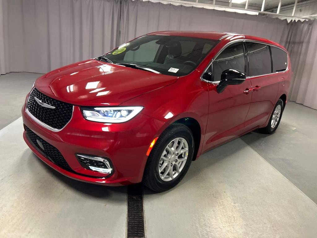 New 2026 Chrysler Pacifica SELECT Passenger Van
