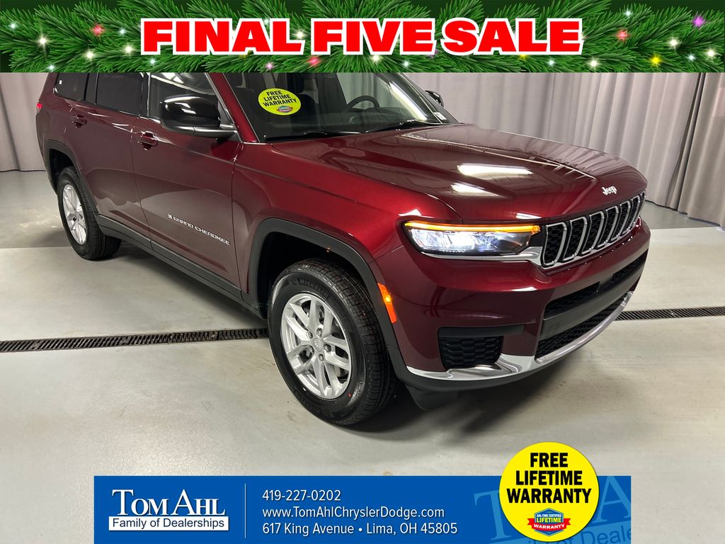 2025 Jeep Grand Cherokee L Laredo's photo