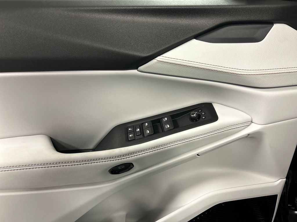 2026 Jeep Cherokee Limited - Photo 12