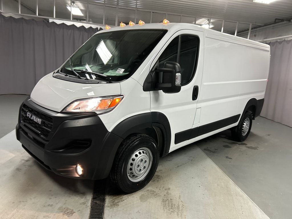 New 2025 Ram ProMaster PROMASTER 1500 TRADESMAN CARGO VAN LOW ROOF 136' W Cargo Van