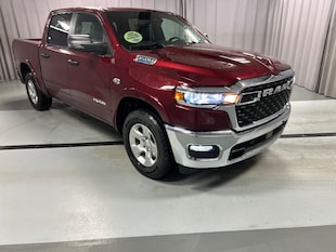 2026 Ram 1500 BIG HORN CREW CAB 4X4 5'7 BOX Pickup C23029