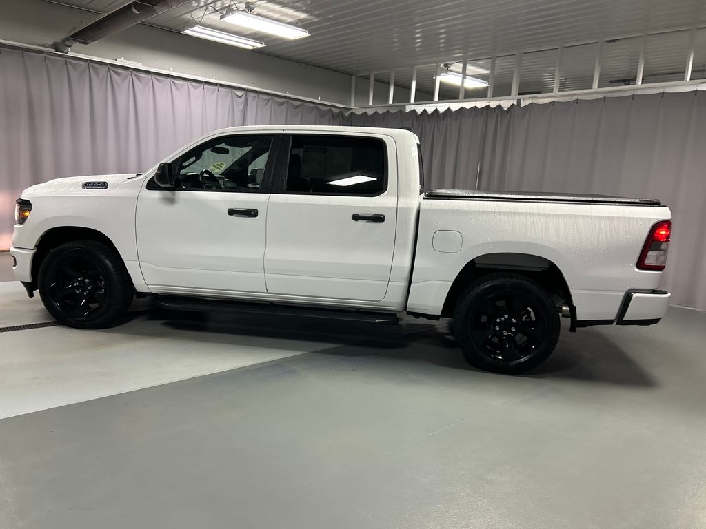2024 Ram 1500 Tradesman photo 2
