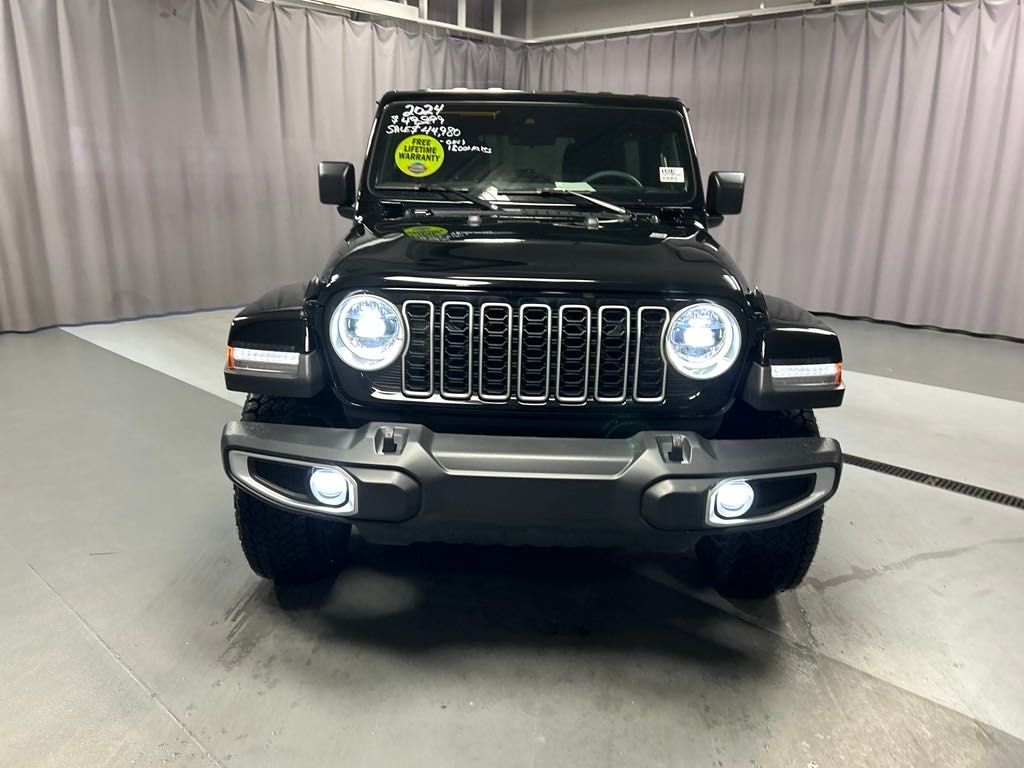 Used 2024 Jeep Wrangler 4-Door Sahara with VIN 1C4PJXEN5RW173046 for sale in Lima, OH