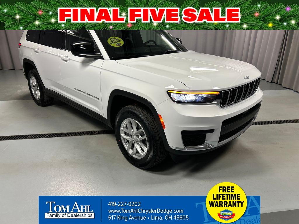 2025 Jeep Grand Cherokee L Laredo's photo