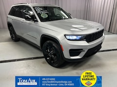 2024 Jeep Grand Cherokee Laredo SUV