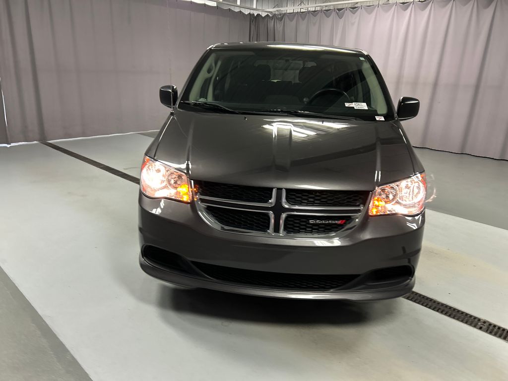 2018 Dodge Grand Caravan SE photo 2