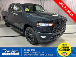 2025 Ram 1500 BIG HORN CREW CAB 4X4 5'7 BOX Pickup C22200