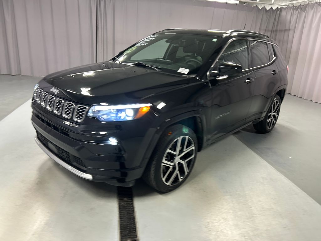2024 Jeep Compass Limited photo 2