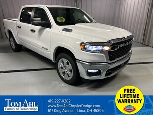 2026 Ram 1500 BIG HORN CREW CAB 4X4 5'7 BOX Pickup C23228